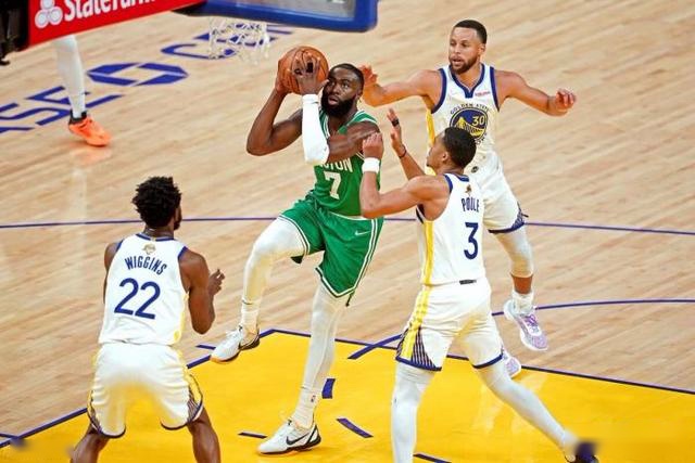 徐虎16+12广东胜天津 孙铭徽三双广厦胜广州