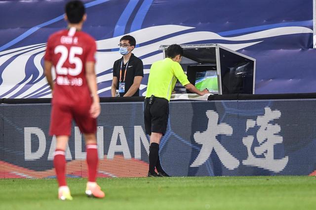 托马斯40分篮网大胜76人 福克斯41分国王屠牛