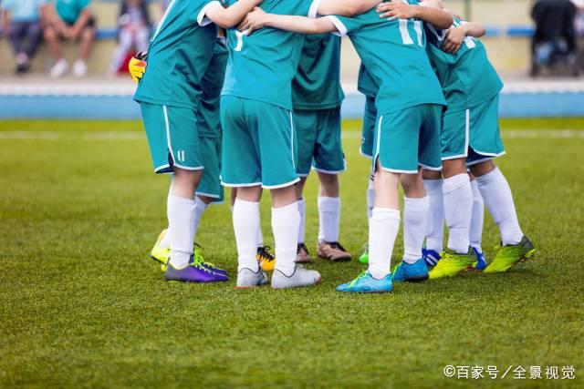 詹姆斯连续三场三双破纪录 湖人力克灰熊3连胜